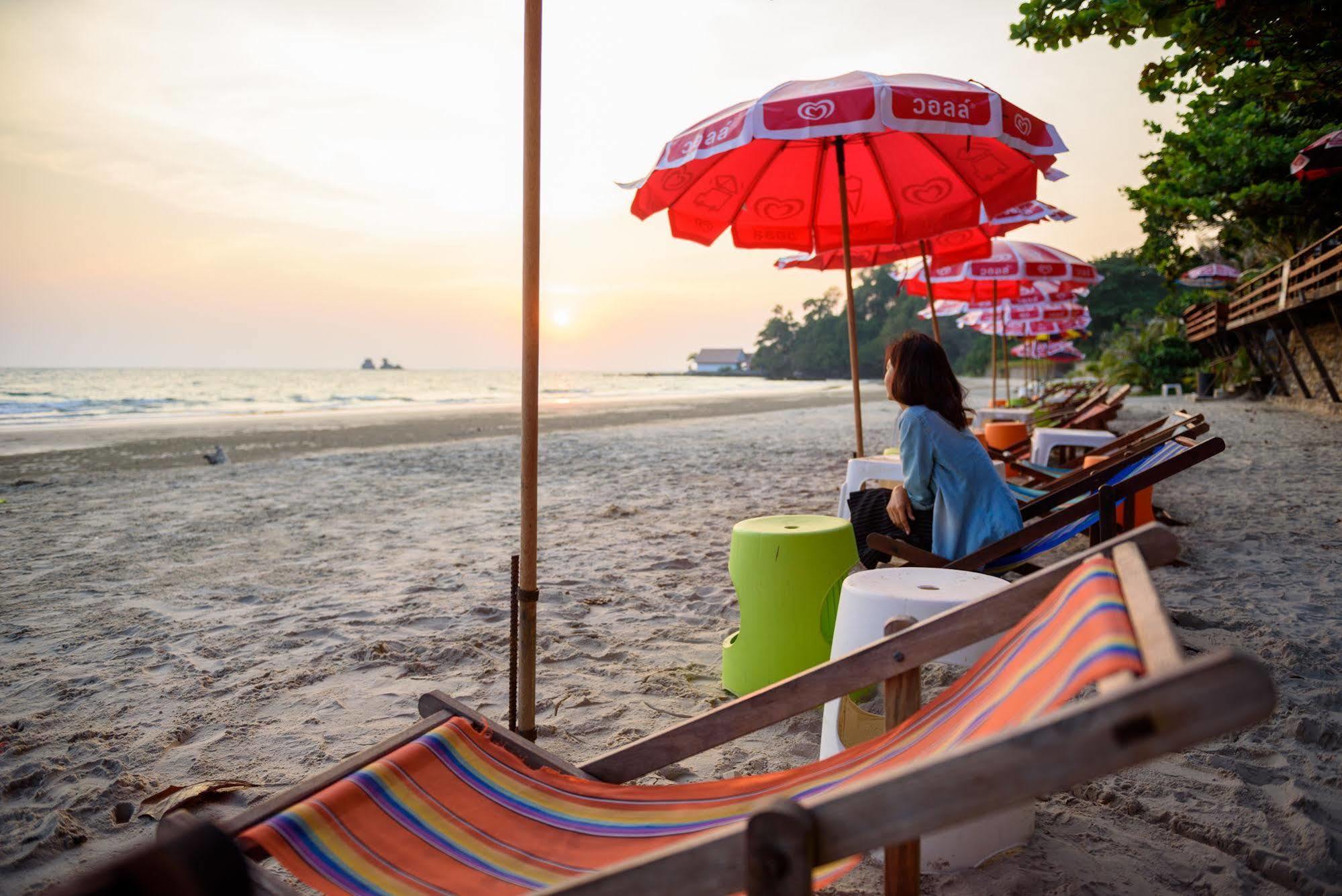Baansuan Aokhai Beach Resort Маэ-Пим Экстерьер фото